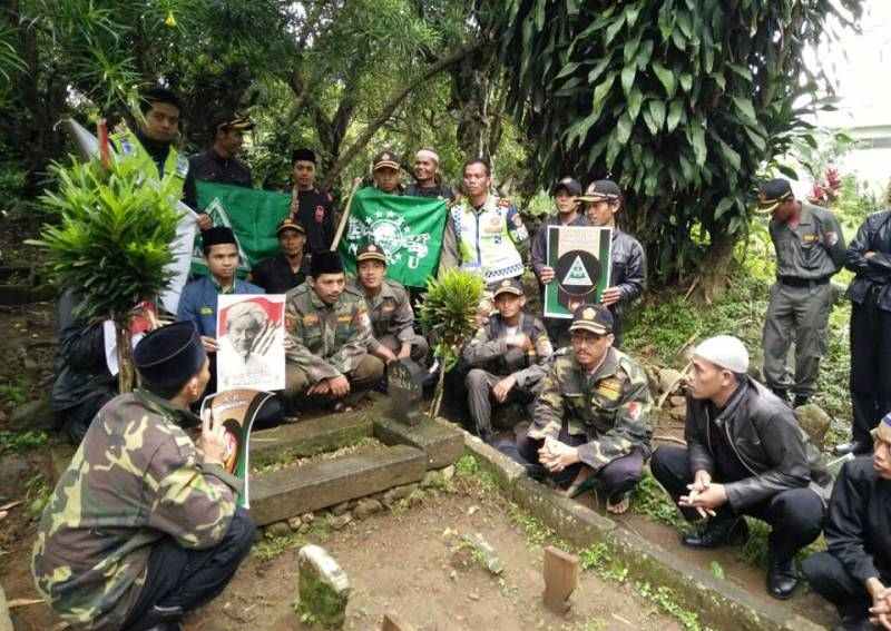 Ansor Banser Temanggung Ziarahi Makam Pahlawan Dan Pejuang