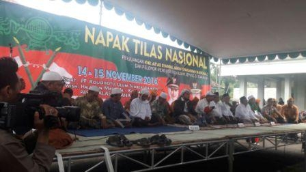 Napak Tilas Perjuangan Kiai Asad Diikuti Orang