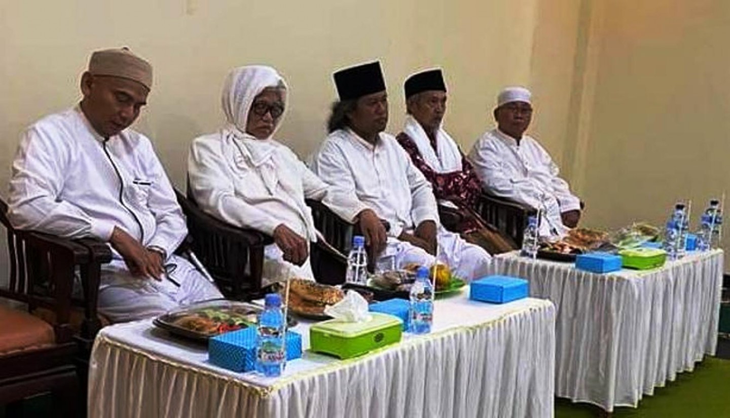 Sejumlah Kiai Lirboyo Dukung Gus Muwafiq Terus Berdakwah NU Online Jatim