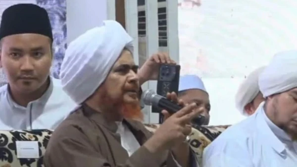 Jadi MC Majelis Multaqo Ulama Dengan Habib Umar Ini Kesan Shobirin