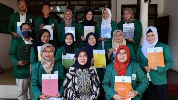 Ratusan Wisudawan Unusa Raih Predikat Cumlaude Dominasi Perempuan Nu