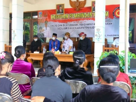 Harmoni Kehidupan Umat Islam Kristiani Dan Sedulur Sikep Di Desa