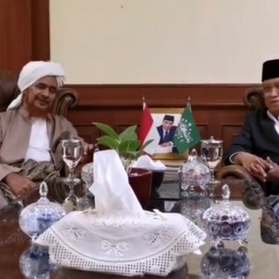 Habib Umar bin Hafidz Berkunjung ke PBNU