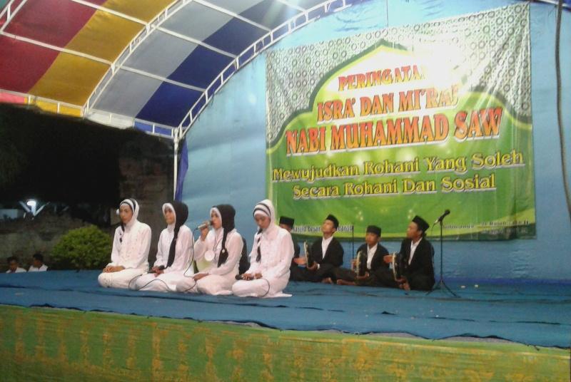 Warga Gilimanuk Sambut Isra Miraj Dengan Aneka Perlombaan Seni