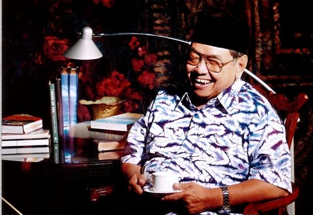 Belajar Menertawakan Diri Sendiri Ala Gus Dur