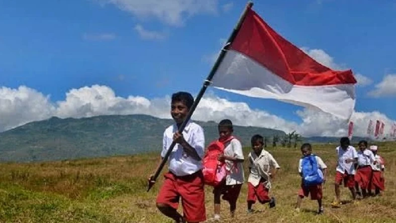 Khutbah Jumat: Merdeka dan Cinta Tanah Air