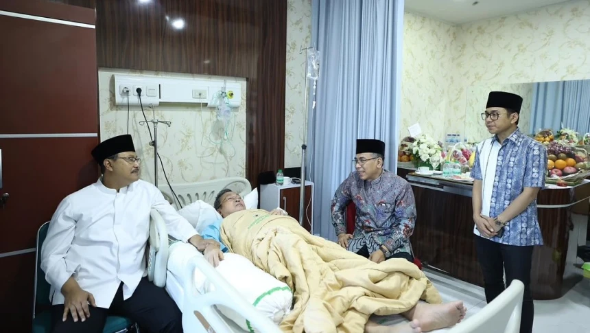 Gus Yahya Ajak Nahdliyin Langitkan Doa untuk Kesembuhan KH Musthofa Aqil Siroj