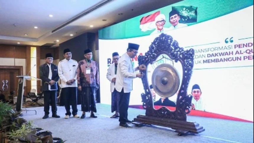 Buka Rakernas JQHNU, Gus Yahya Ungkap Tradisi Tabaruk Al-Qur&#039;an Hanya Ada di Indonesia