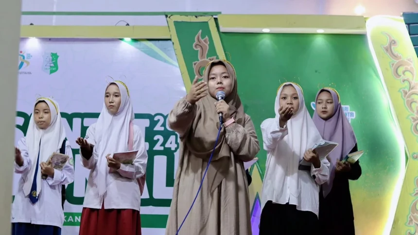 Hari Santri 2024, Pesantren Kauman Lasem Gelar Lomba Pidato Bahasa Krama hingga Pentas Seni