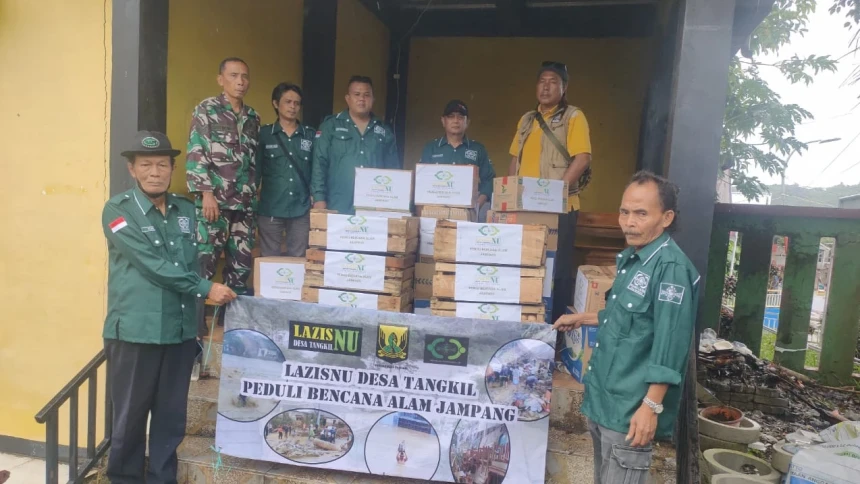 NU Peduli Salurkan Bantuan Sembako untuk Warga Terdampak Bencana di Desa Sirnasari Sukabumi