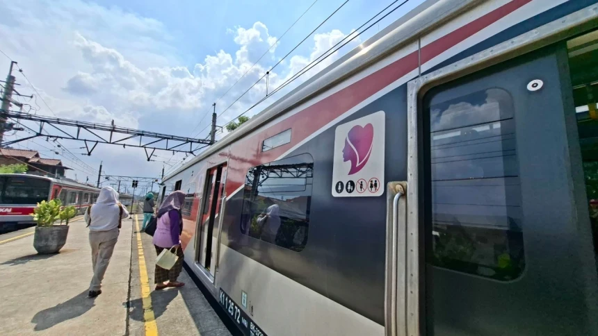 KAI Jelaskan Posisi Gerbong Khusus Perempuan KRL Berada di Ujung Depan dan Belakang Kereta