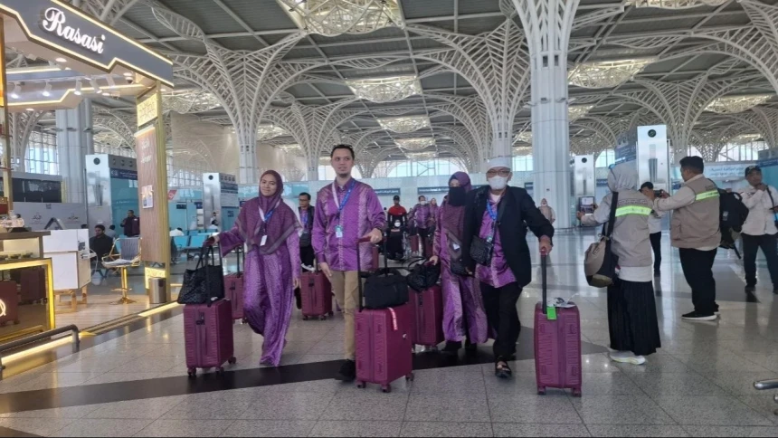 Lebih Singkat, Jamaah Haji Khusus Indonesia Jalani Rangkaian Ibadah 30 Hari