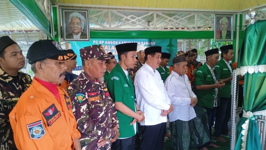 Harlah Ke-92, GP Ansor Banjar Kalsel Gelar Ziarah Ulama, Basalamatan, dan Aksi Bersih Lingkungan