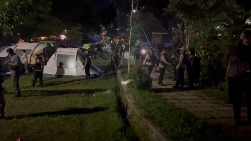Kecam Pembubaran Kemah Ahmadiyah, YLBHI Nilai Negara Gagal Lindungi Rakyatnya