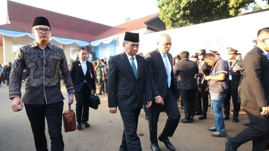 Hadiri HUT Bhayangkara Ke-80, Ketum PBNU Tekankan Pentingnya Stabilitas Negara dan Kepastian Hukum