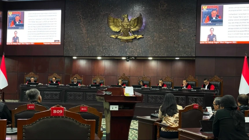 MK Tetapkan Batas Waktu hingga 2028 untuk Pisahkan Anggaran MBG dari Pendidikan