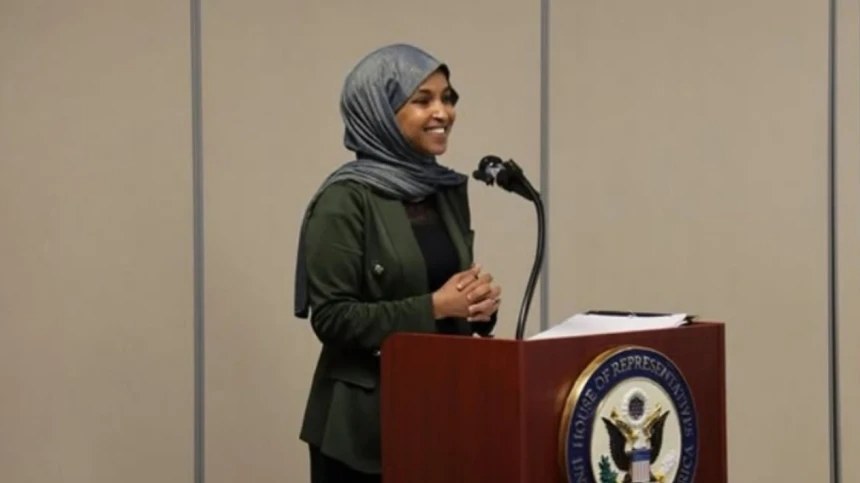 Politisi Muslimah Ilhan Omar Raup Suara Terbanyak di Pemilihan Pendahuluan Minnesota AS