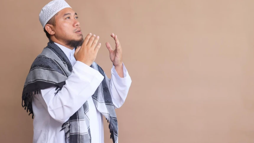 Tata Cara Memakai Serban Saat Shalat yang Benar 