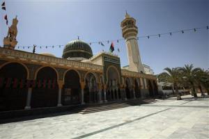 Salafi Libya Hancurkan Makam Suci Tokoh Sufi