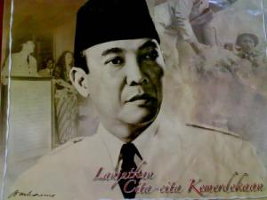 Peci Hitam Bung Karno Berkesan di Mesir