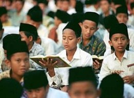 Iran Baca Islam Indonesia dari Orientalis