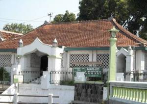 Masjid Laweyan, Perpaduan Arsitek Islam-Hindu