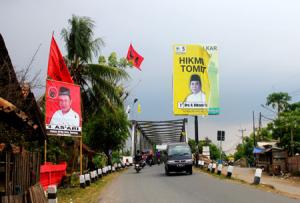 Bagaimana Hukum Pasang Foto Caleg?