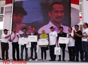 Pesantren&#039;s radio wins KPK-sponsored feature competition