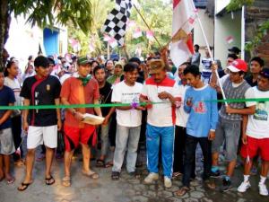 Tirakatan Kemerdekaan Hingga Jalan Sehat