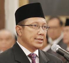 Minister: Banning religious service against constitution