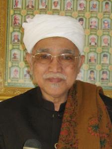 Kiai Abdul Aziz Mansyur, Kiai Lembut yang Inspiratif