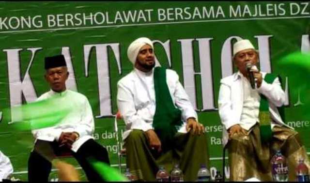 KH Achmad Chalwani Berdakwah hingga Mancanegara