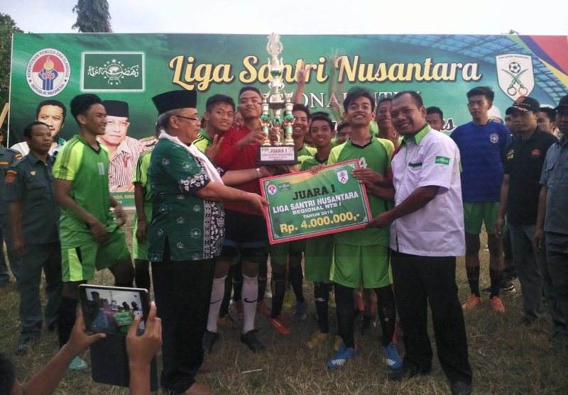 Adu Penalti, Pesantren Assulami Lingsar Juara I LSN Region NTB I