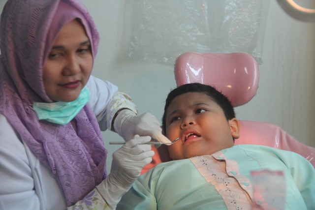 Anak Perlu Dikenalkan Perawatan dan Kesehatan Gigi Sejak Dini