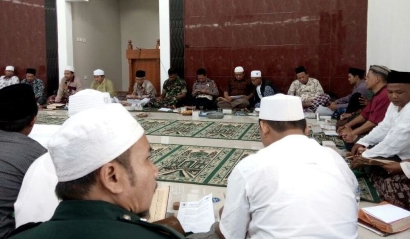 Nahdliyin Subang Bahas Hukum Merokok di Masjid