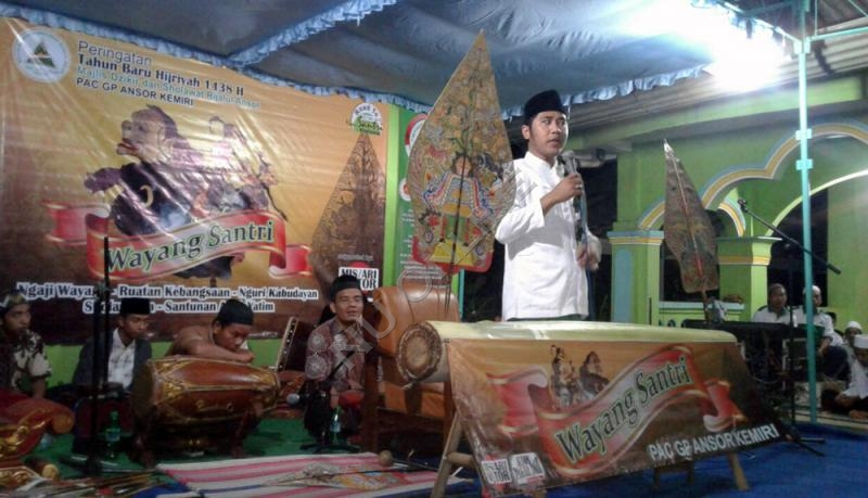 Ansor Kemiri Ajak Warga Ngaji Dengan Wayang Santri