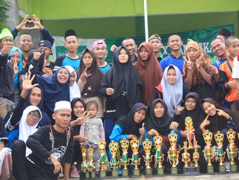 SMK Ma’arif NU 03 Larangan Raih Juara Umum Porsema Sekabupaten