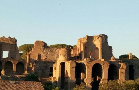 Belajar dari Sejarah Kebesaran Romawi