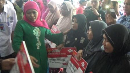 Khofifah Jelaskan, Program Keluarga Harapan Bagian dari Percepatan Inklusi Keuangan