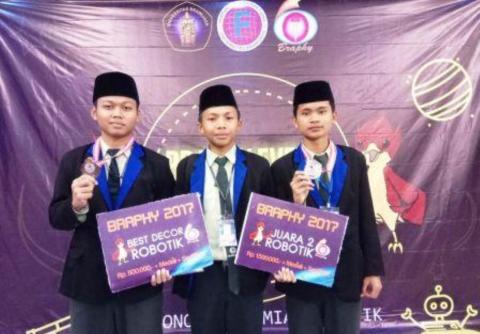 Lagi, SMA Pesantren Nuris Juara Robotika Follower