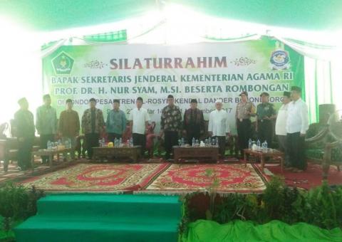 Sekjen Kemenag: Orangtua Harus Bangga Anaknya Jadi Santri