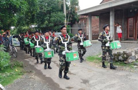 Drum Band Banser Patebon Ramaikan Wisuda TPQ NU