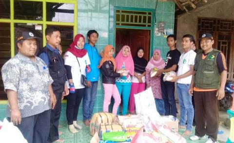 LAZISNU dan KOMPAK Salurkan Bantuan Korban Banjir Jombang