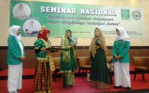 Rektor UIM: Perempuan Zaman Now Harus Tampil di Publik