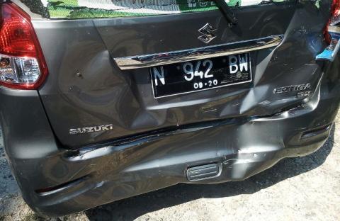 Mobil Nyai Hasyim Muzadi Kecelakaan di Bojonegoro