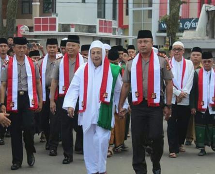 Habib Luthfi: Para Wali di Alam Kubur Doakan Keutuhan Indonesia