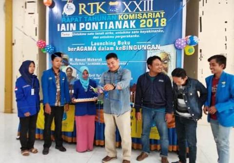 PMII IAIN Pontianak Gelar Rapat Tahunan dan Luncurkan Buku