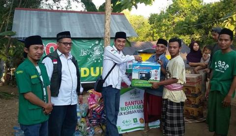 NU distributed aid at three areas in north Lombok