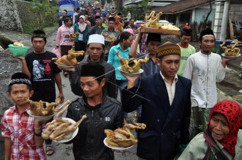 Tradisi Merti Deso Rekatkan Kerukunan Antarumat Beragama di Magelang