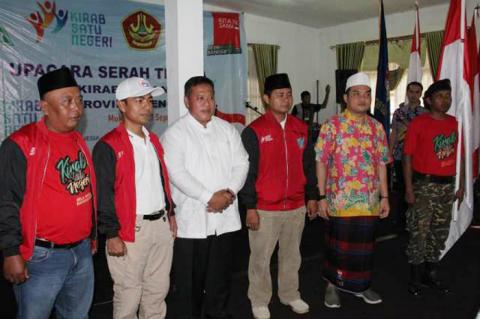 Bupati Muko-Muko Terima Bendera Kirab Satu Negeri dari Ansor Sumbar